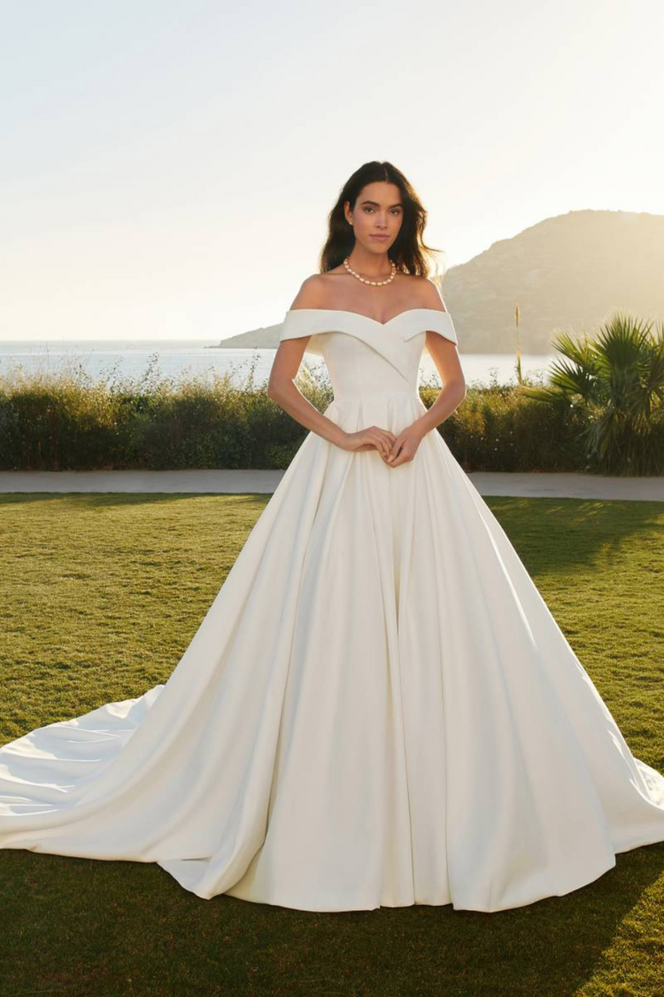 Chensey Gown Lace Up Back