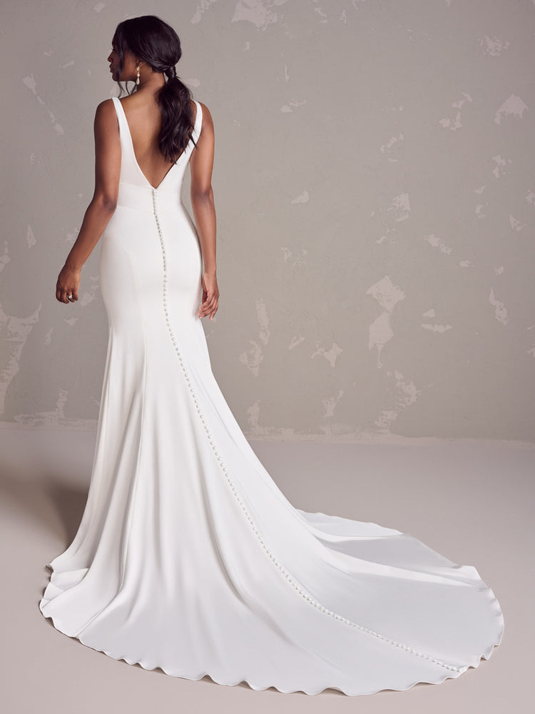 Iliana Keyhole Front