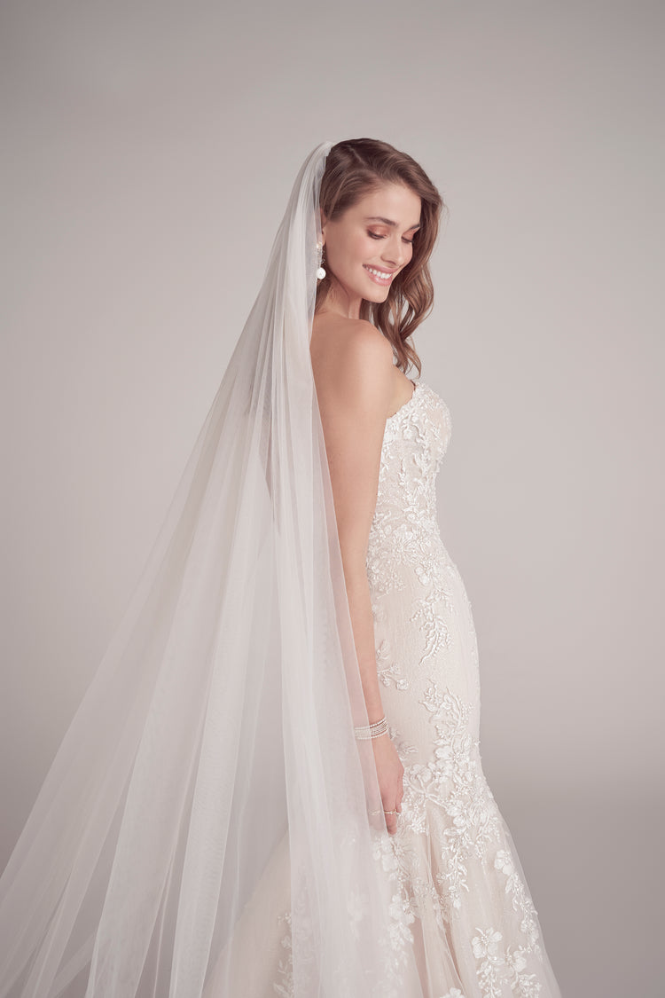 Lennon Gown and Sleeve