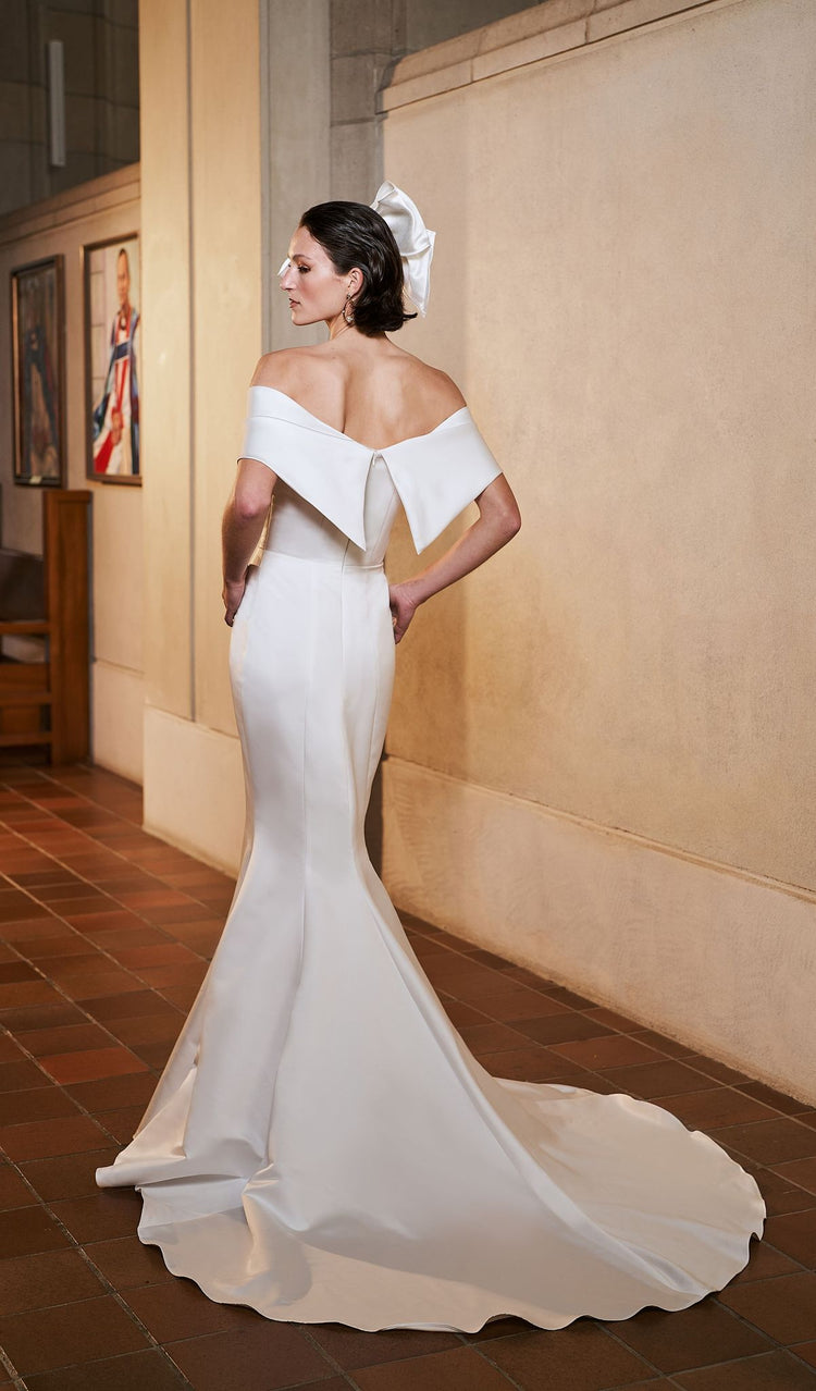 Serenity with Overskirt