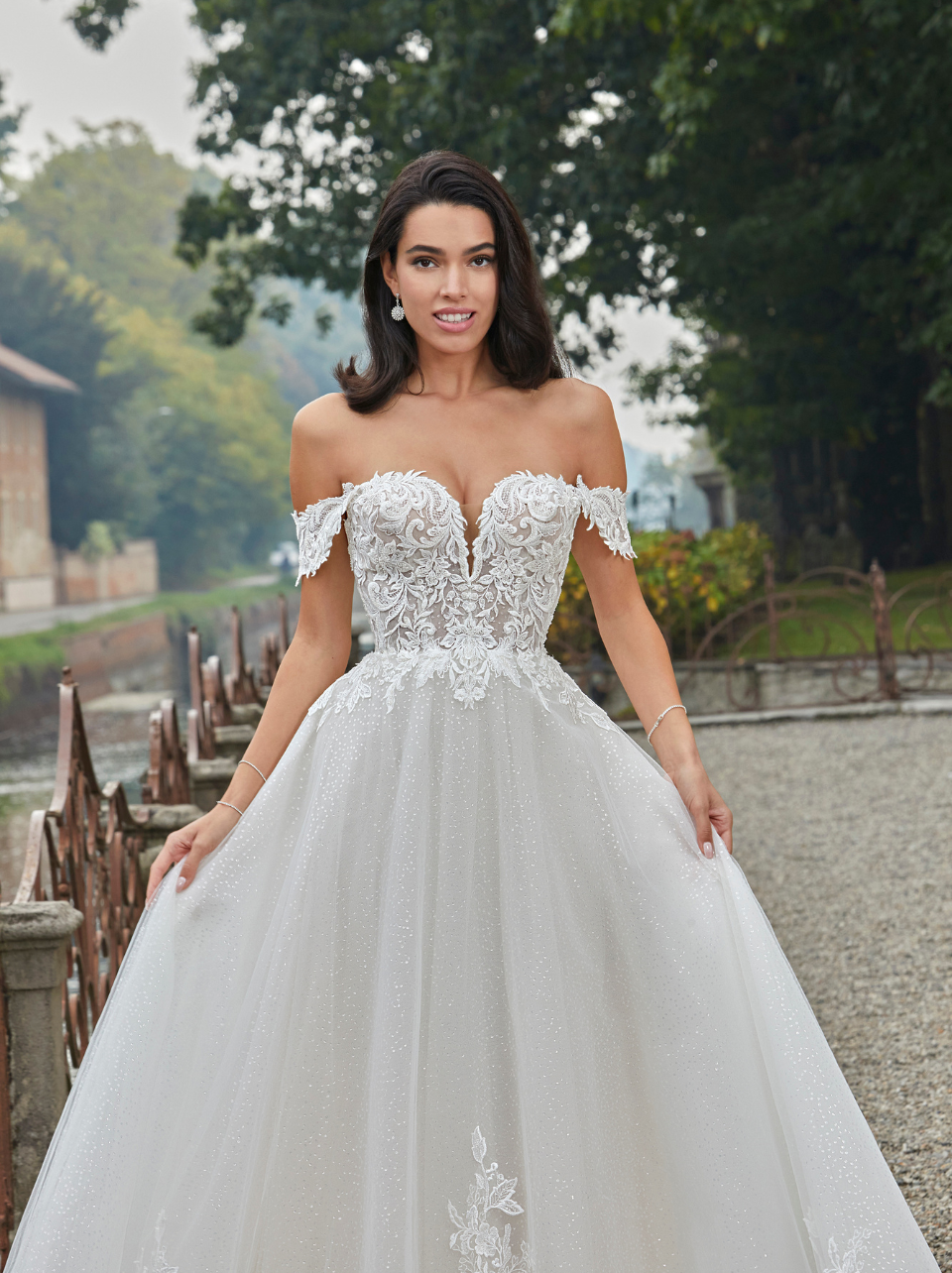 Sleeved Wedding Gowns