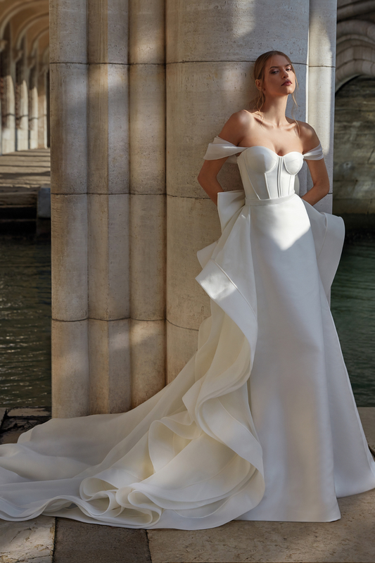 Clearance wedding dresses hot sale