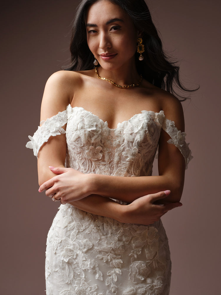 Estelle Unlined Bodice Chantilly Lace