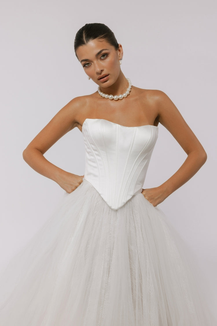 Sapphira Custom Bodice Shape